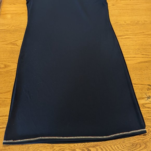 Dress - Picture 5 of 5